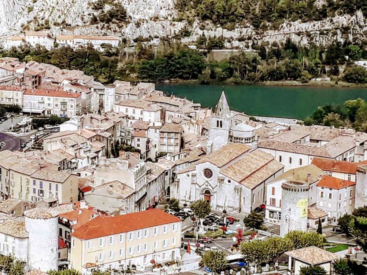 Les Mirabelles Chambres D'Hotes Sisteron Exterior photo